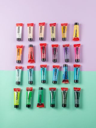 Poslední prázdninový den je tu ☀️ Přejeme všem, komu zítra začíná něco nového, pohodový start a samé barevné zážitky a...